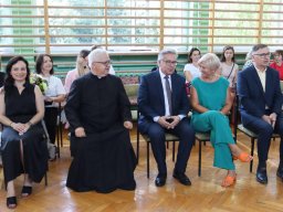 4486823619316125121000313687314841518734528n